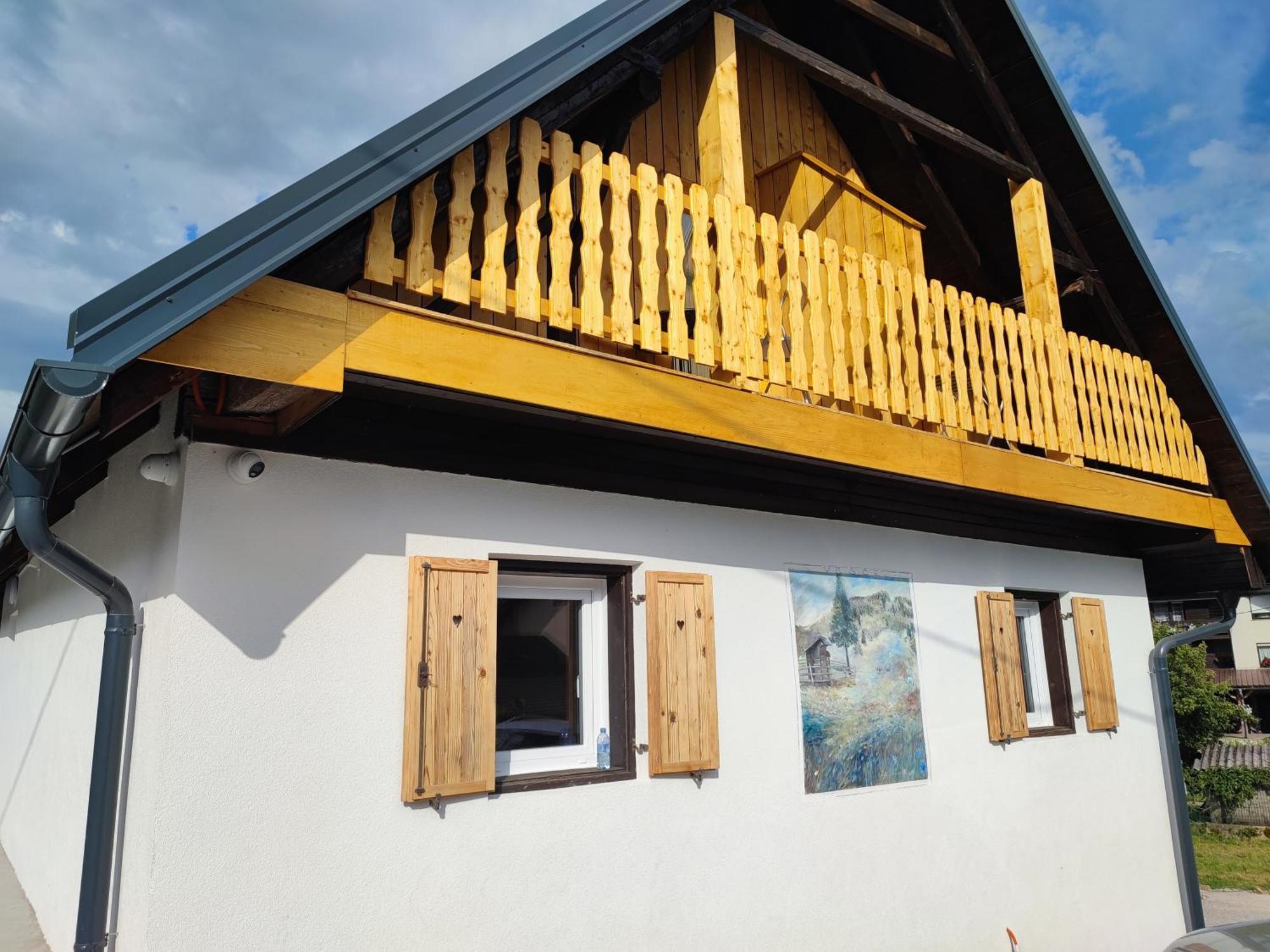 Slovenian House Mira Zgornje Gorje Exterior photo